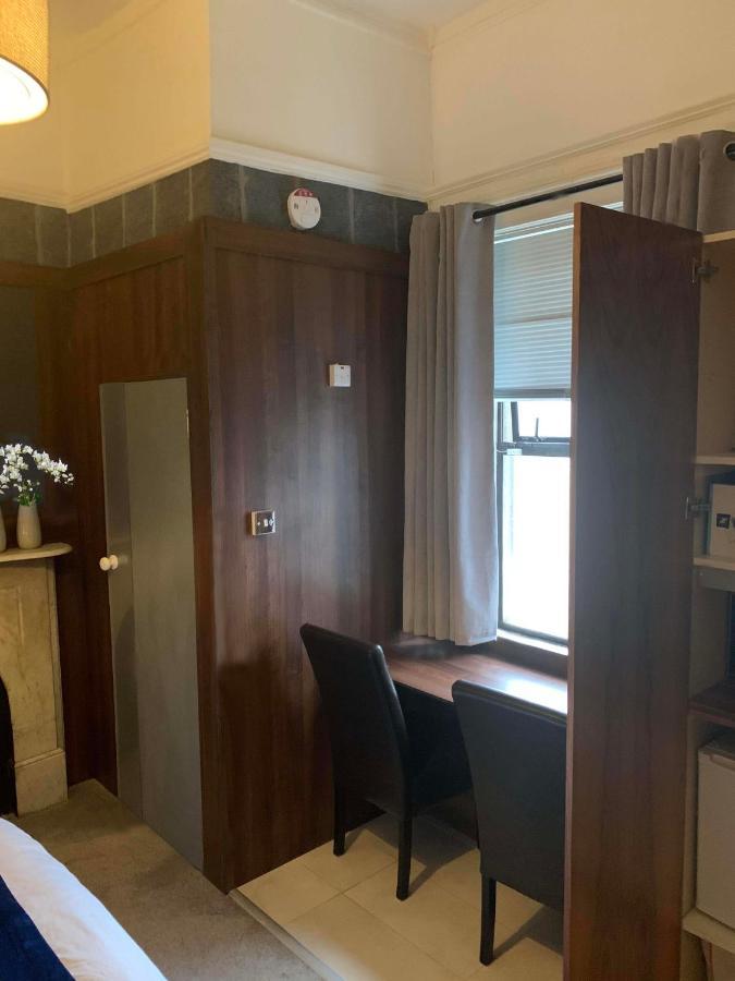 Upstairs Studio - Private Kitchenette And Small En-Suite دبلن المظهر الخارجي الصورة